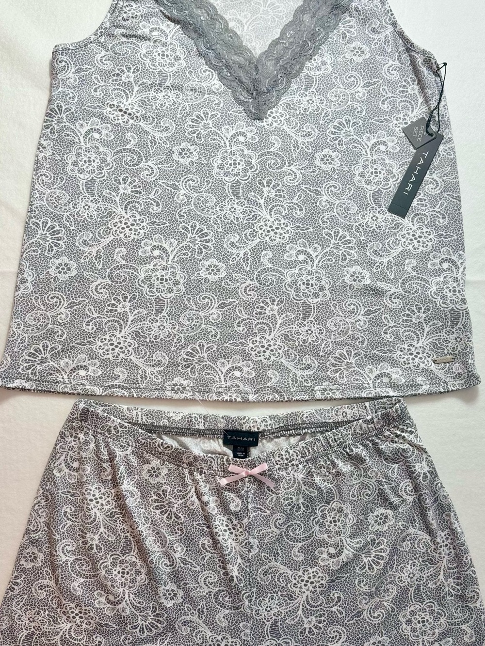 Tahari Women's Soft Gray Lace-Trim Cami & Short 2 Piece Cozy Sleep Set Size M